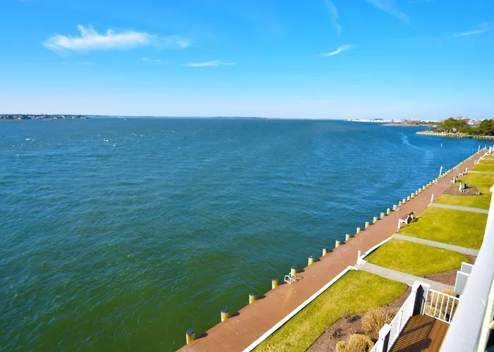 Apartment Harbour Island 302l